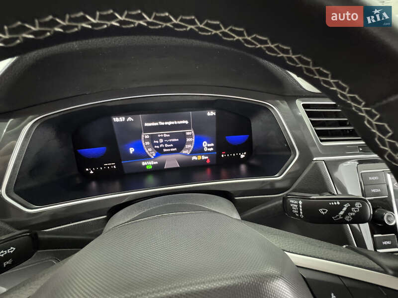 Внедорожник / Кроссовер Volkswagen Tiguan Allspace 2022 в Трускавце