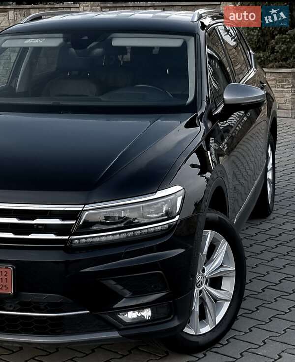 Внедорожник / Кроссовер Volkswagen Tiguan Allspace 2020 в Черновцах