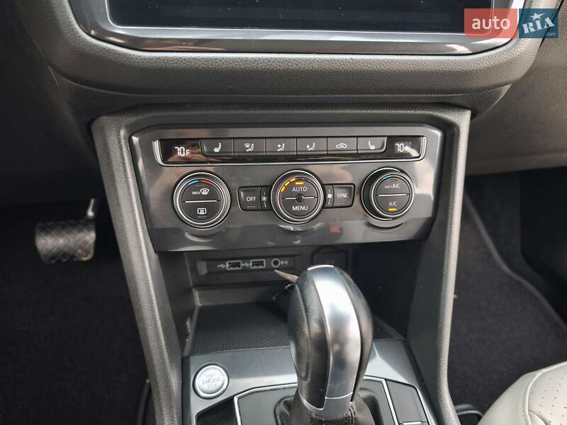 Позашляховик / Кросовер Volkswagen Tiguan Allspace 2019 в Луцьку фото 30 Позашляховик / Кросовер Volkswagen Tiguan Allspace 2019 в Луцьку