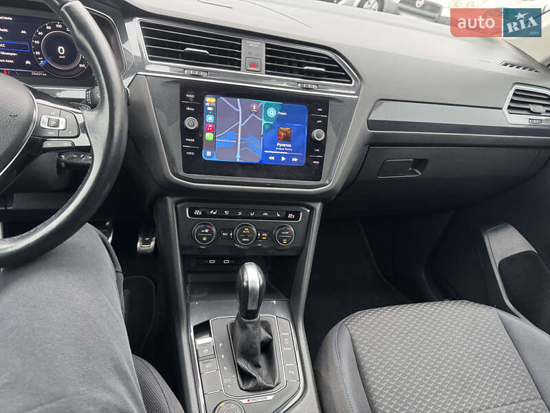 Внедорожник / Кроссовер Volkswagen Tiguan Allspace 2020 в Староконстантинове