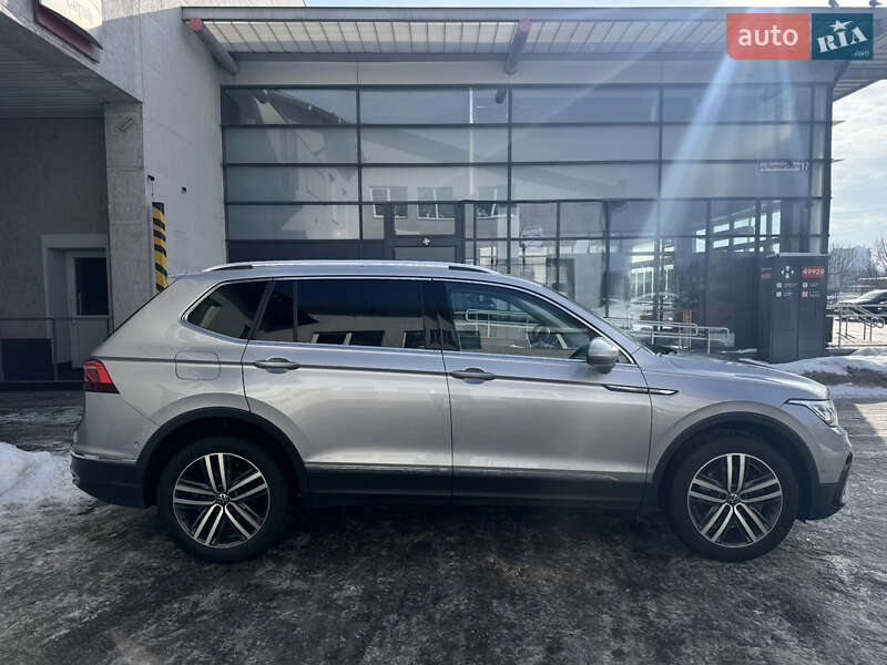 Внедорожник / Кроссовер Volkswagen Tiguan Allspace 2021 в Луцке