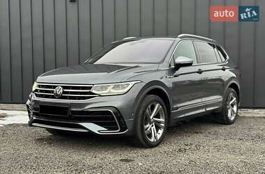 Внедорожник / Кроссовер Volkswagen Tiguan Allspace 2022 в Луцке