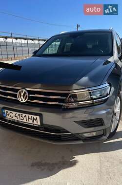 Внедорожник / Кроссовер Volkswagen Tiguan Allspace 2017 в Луцке
