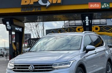 Позашляховик / Кросовер Volkswagen Tiguan Allspace 2022 в Надвірній