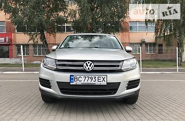 Внедорожник / Кроссовер Volkswagen Tiguan 2013 в Львове