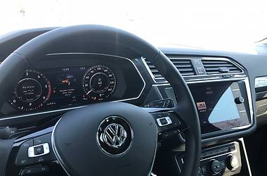 Внедорожник / Кроссовер Volkswagen Tiguan 2018 в Луцке