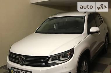 Позашляховик / Кросовер Volkswagen Tiguan 2012 в Одесі