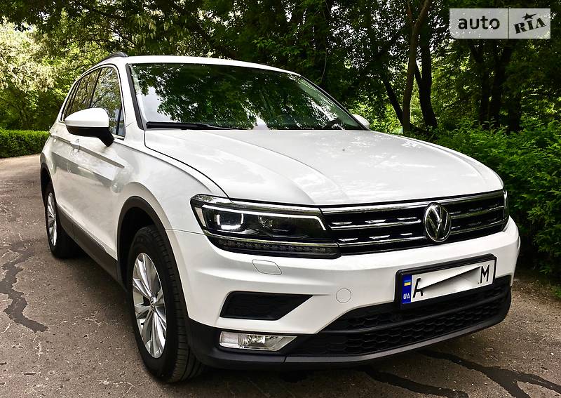 Внедорожник / Кроссовер Volkswagen Tiguan 2017 в Харькове