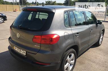 Внедорожник / Кроссовер Volkswagen Tiguan 2013 в Запорожье