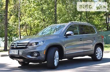 Внедорожник / Кроссовер Volkswagen Tiguan 2012 в Киеве