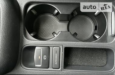 Позашляховик / Кросовер Volkswagen Tiguan 2012 в 