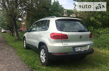 Внедорожник / Кроссовер Volkswagen Tiguan 2014 в Харькове