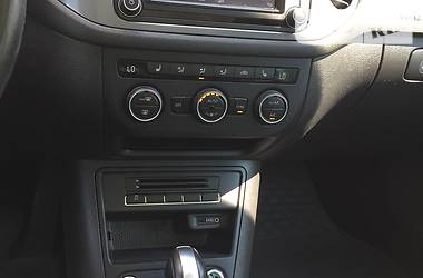 Позашляховик / Кросовер Volkswagen Tiguan 2016 в 