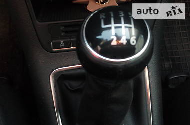 Позашляховик / Кросовер Volkswagen Tiguan 2011 в 