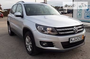 Внедорожник / Кроссовер Volkswagen Tiguan 2012 в Черновцах