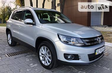 Внедорожник / Кроссовер Volkswagen Tiguan 2013 в Днепре