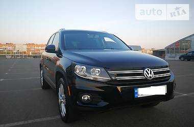 Позашляховик / Кросовер Volkswagen Tiguan 2012 в Києві