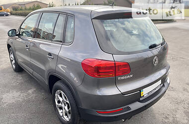 Внедорожник / Кроссовер Volkswagen Tiguan 2012 в Днепре