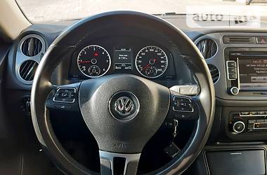 Внедорожник / Кроссовер Volkswagen Tiguan 2014 в Львове