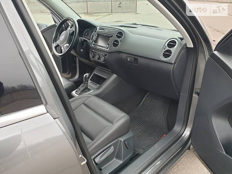 Позашляховик / Кросовер Volkswagen Tiguan 2013 в Кременчуці