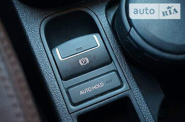 Позашляховик / Кросовер Volkswagen Tiguan 2013 в 