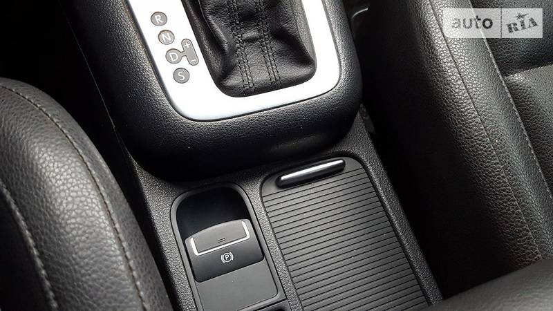 Позашляховик / Кросовер Volkswagen Tiguan 2014 в Старобільську