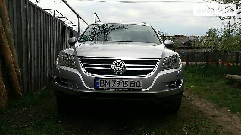 Позашляховик / Кросовер Volkswagen Tiguan 2008 в 