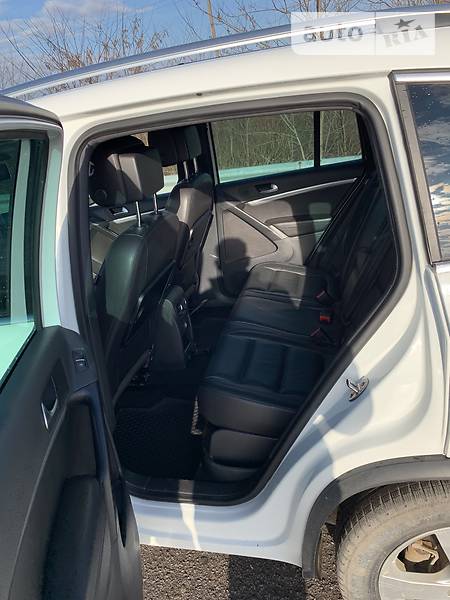 Позашляховик / Кросовер Volkswagen Tiguan 2014 в Львові