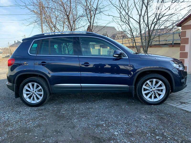 Позашляховик / Кросовер Volkswagen Tiguan 2014 в Харкові