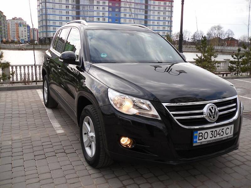 Позашляховик / Кросовер Volkswagen Tiguan 2009 в Івано-Франківську