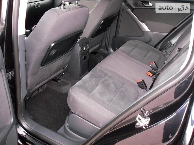 Позашляховик / Кросовер Volkswagen Tiguan 2009 в Івано-Франківську