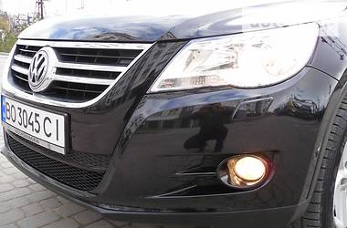 Внедорожник / Кроссовер Volkswagen Tiguan 2009 в 