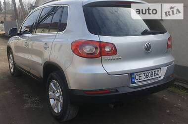 Позашляховик / Кросовер Volkswagen Tiguan 2008 в 