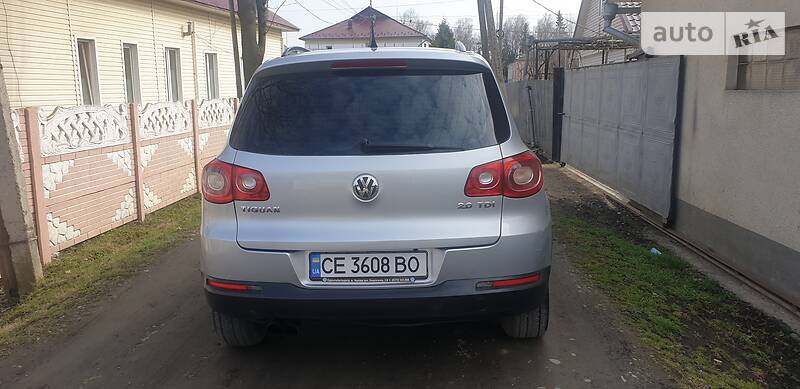 Позашляховик / Кросовер Volkswagen Tiguan 2008 в Чернівцях