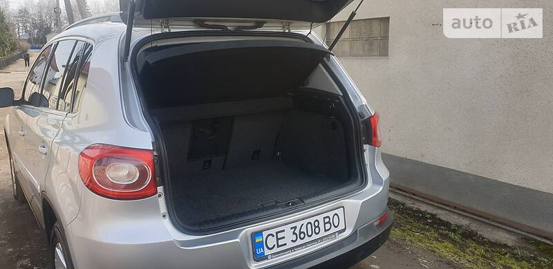 Позашляховик / Кросовер Volkswagen Tiguan 2008 в Чернівцях