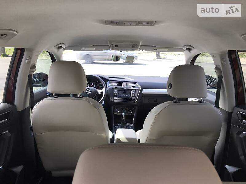 Позашляховик / Кросовер Volkswagen Tiguan 2018 в Одесі
