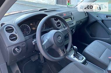 Позашляховик / Кросовер Volkswagen Tiguan 2011 в 