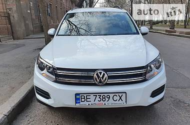 Позашляховик / Кросовер Volkswagen Tiguan 2017 в 