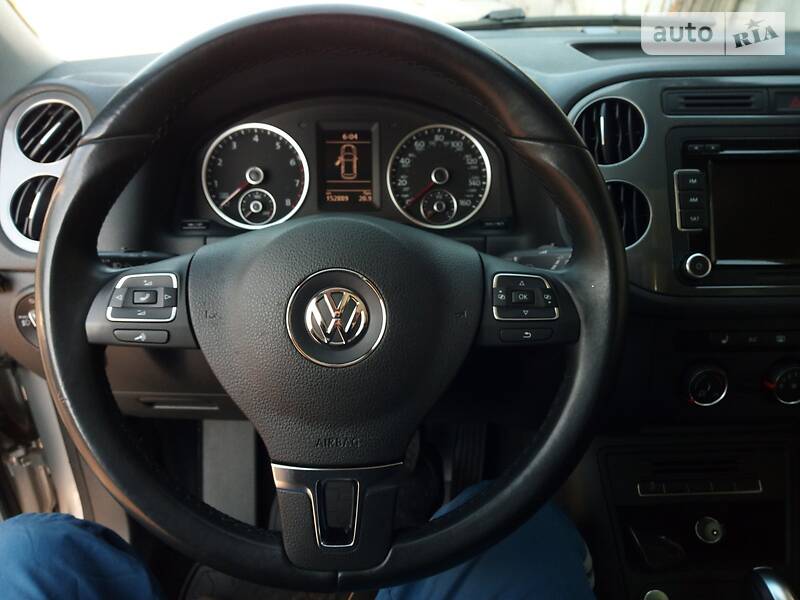 Позашляховик / Кросовер Volkswagen Tiguan 2015 в Нікополі