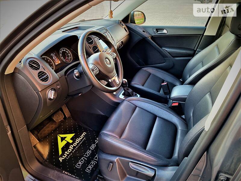 Позашляховик / Кросовер Volkswagen Tiguan 2016 в Херсоні
