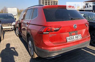 Позашляховик / Кросовер Volkswagen Tiguan 2019 в 