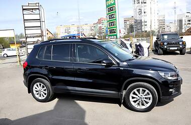Позашляховик / Кросовер Volkswagen Tiguan 2017 в 
