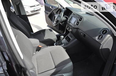 Позашляховик / Кросовер Volkswagen Tiguan 2017 в 