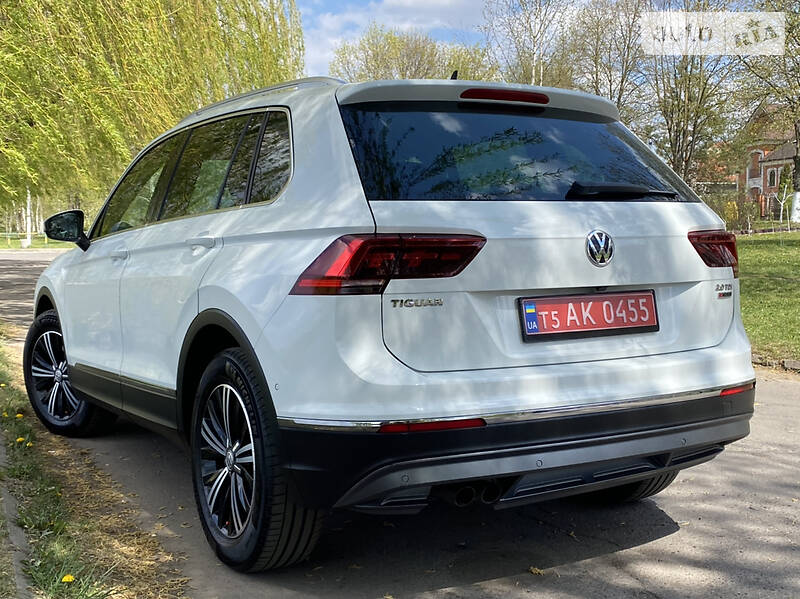 Позашляховик / Кросовер Volkswagen Tiguan 2016 в Рівному