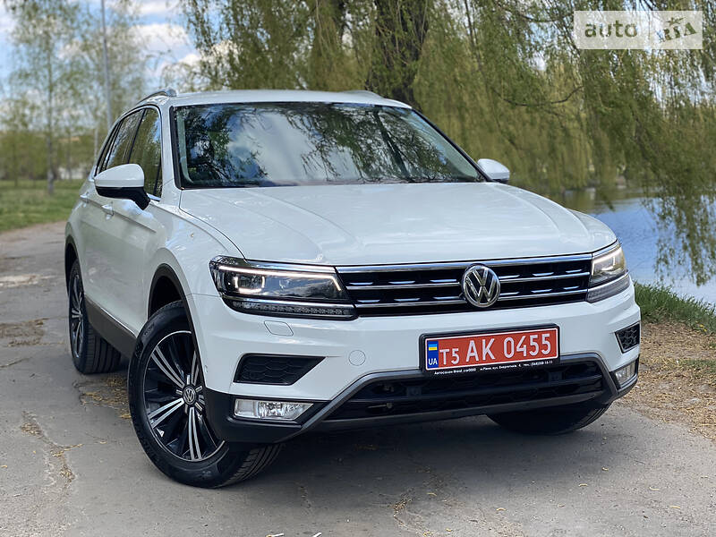 Позашляховик / Кросовер Volkswagen Tiguan 2016 в Рівному