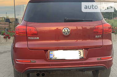 Внедорожник / Кроссовер Volkswagen Tiguan 2011 в Луцке