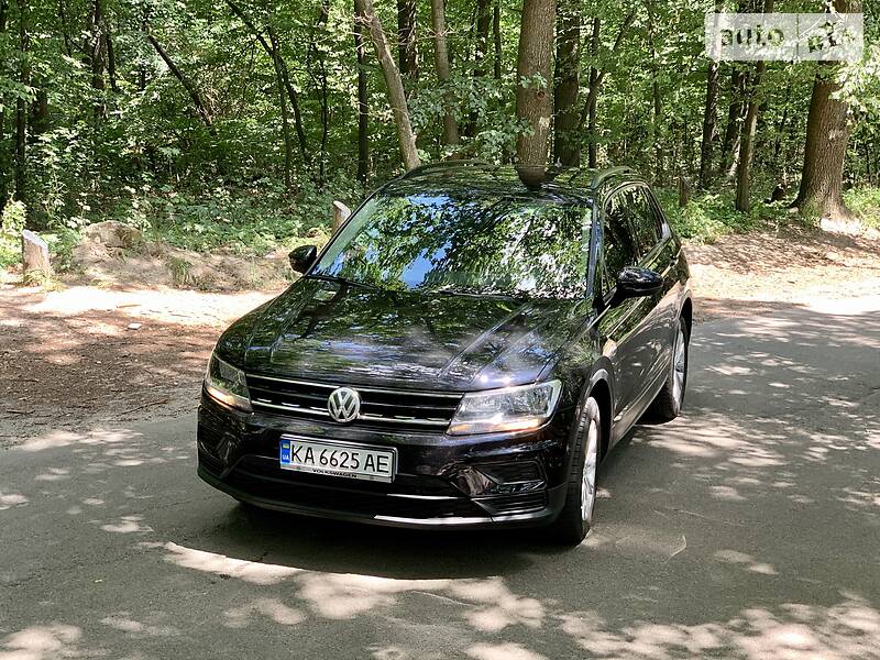 Позашляховик / Кросовер Volkswagen Tiguan 2017 в Києві