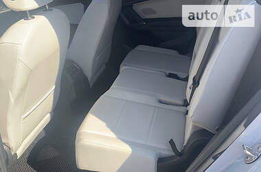 Позашляховик / Кросовер Volkswagen Tiguan 2018 в 