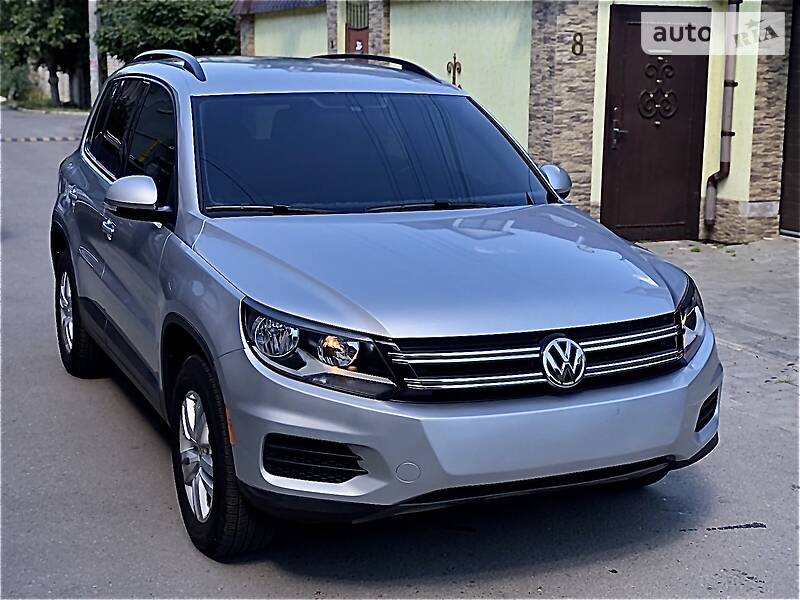 Внедорожник / Кроссовер Volkswagen Tiguan 2017 в Херсоне