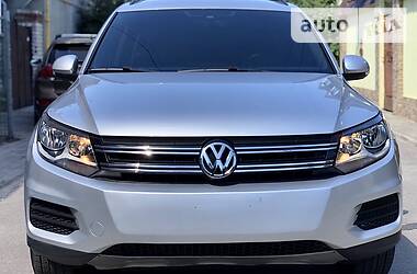 Внедорожник / Кроссовер Volkswagen Tiguan 2017 в Херсоне